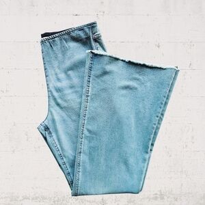 NWT! Tinseltown Flare Jeans